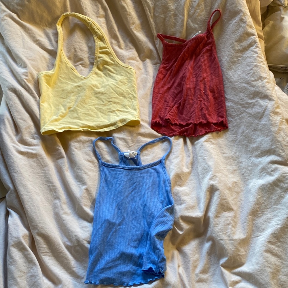 Red, blue, yellow, tank top bundle